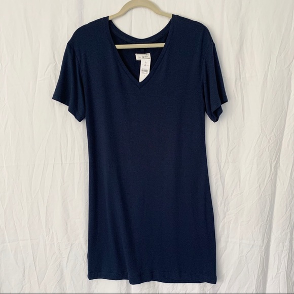 NWT LOFT Lou & Grey Navy Blue V-Neck T-Shirt Dress - Picture 2 of 10
